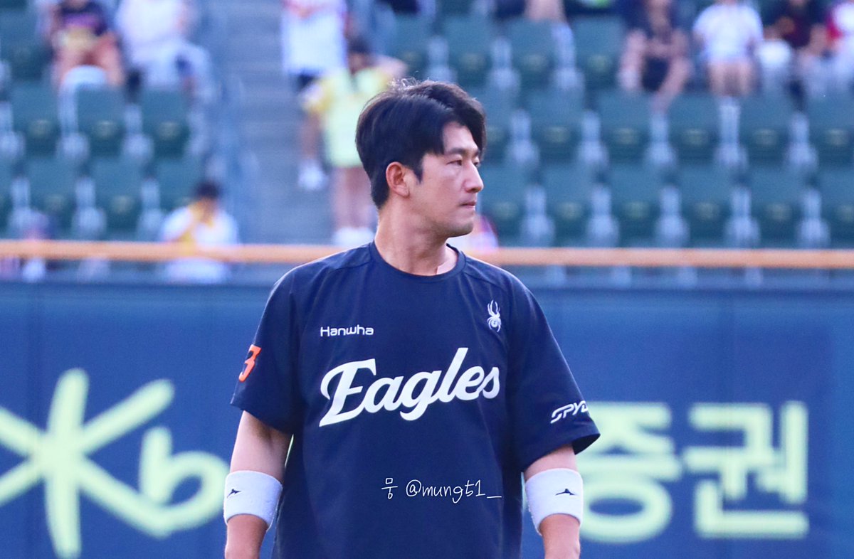 가로로도 슬적 . . . . #최재훈