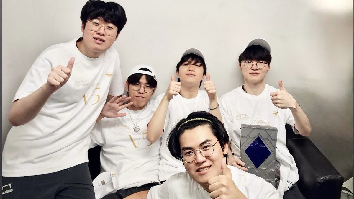 WORLD CHAMPIONS #ZOFGK #T1