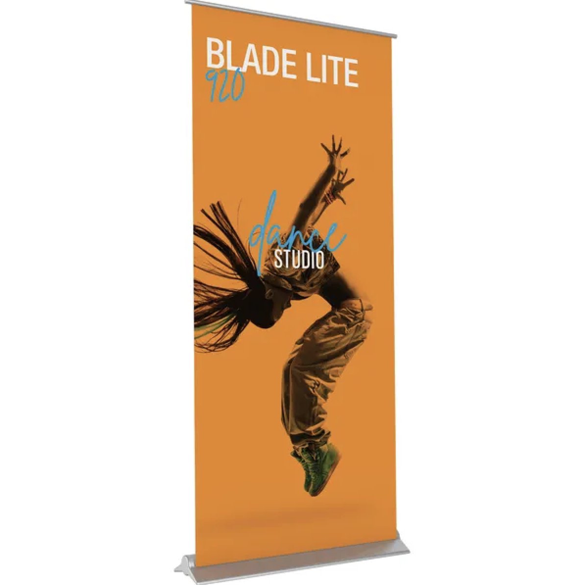 The Blade Lite 920 provides a variable height option ranging from 5' to 7', providing a versatile option that fit in many different displays. Graphic width measures at 3'. State of the art graphics store in the base, with setup taking seconds for this incredibly portable display.