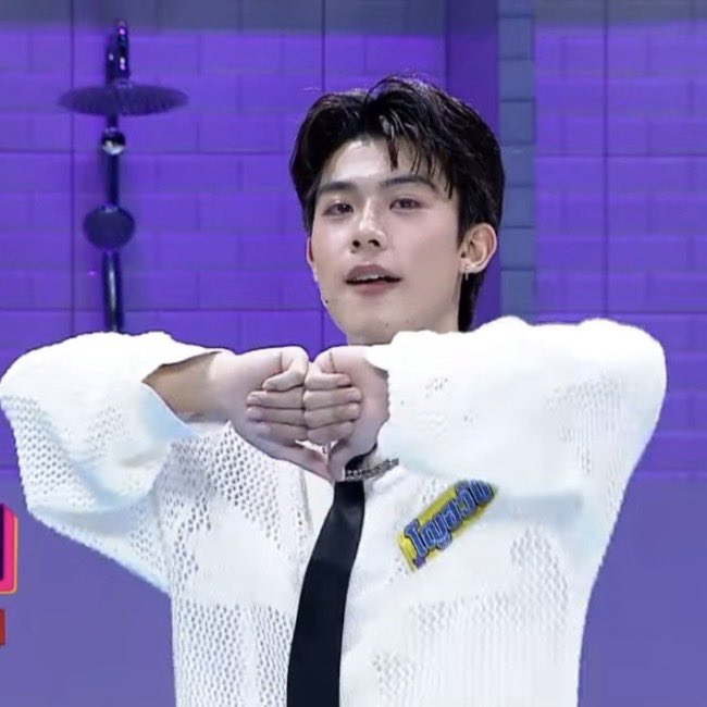 ___je_t_aime___'s tweet image. เอนดิ้งแฟรี่ที่ไม่เหมือนใคร ไม่มีใครเหมือน
 #KIMYOHWAN
#HELLOLOCKEREP1
#HELLOLOCKER
#XEBISENTERTAINMENT