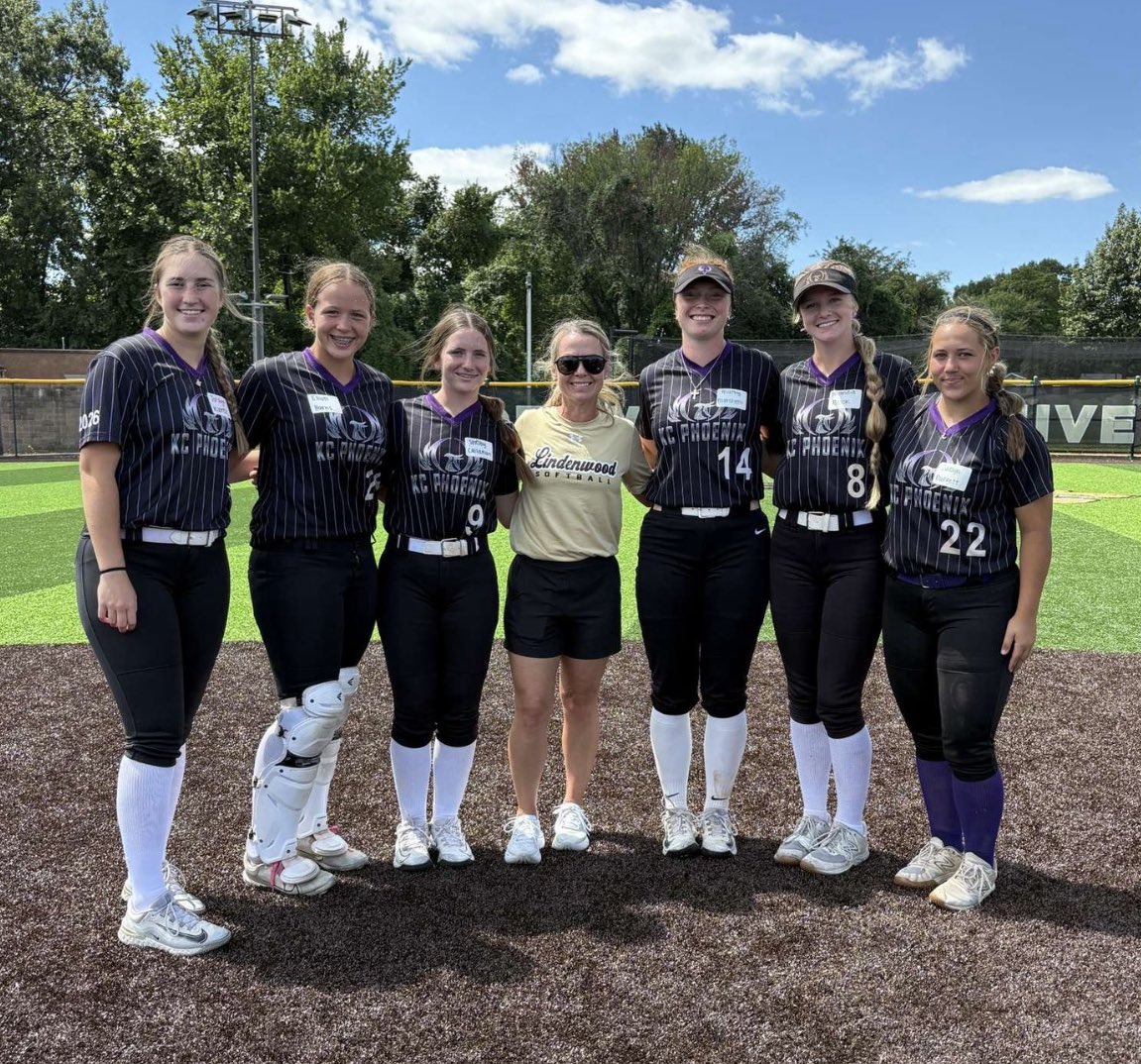 Elliott Harris (@elliotthar28) on Twitter photo I had so much fun at camp in St.Charles on Sunday!! Big thanks to <a href="/LindenwoodSB/">Lindenwood Softball</a> for putting it on π Learned a lot from the coaches and loved getting better with my teammates πͺ
<a href="/KcPhoenix_JB/">Kc Phoenix 18A</a> <a href="/JenBock32/">Jen Bock</a> <a href="/EnsorRuss/">Russ Ensor</a> I had so much fun at camp in St.Charles on Sunday!! Big thanks to <a href="/LindenwoodSB/">Lindenwood Softball</a> for putting it on π Learned a lot from the coaches and loved getting better with my teammates πͺ
<a href="/KcPhoenix_JB/">Kc Phoenix 18A</a> <a href="/JenBock32/">Jen Bock</a> <a href="/EnsorRuss/">Russ Ensor</a>