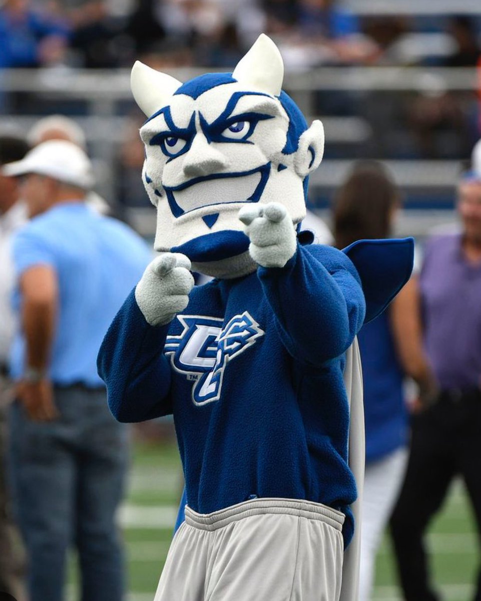 EXTREMELY BLESSED to say i have earned my First D1 offer from CENTRAL 
CONNECTICUT!! <a href="/RonDiGravio/">Ron DiGravio</a> <a href="/CoachLecht/">Adam Lechtenberg</a>