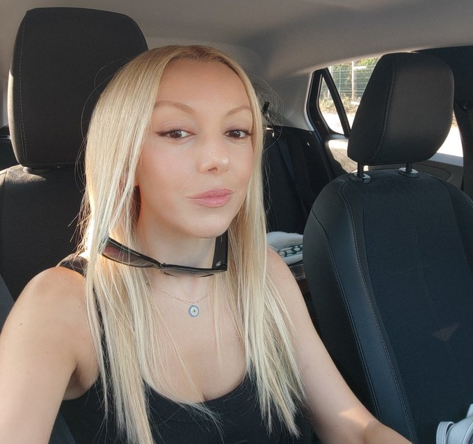 İyi haftasonları😇Ben kaçtım ama yarın 21:00 da buluşuyoruz. Hem hisselerinize bakarım, hem de yeni keşifler yaparım