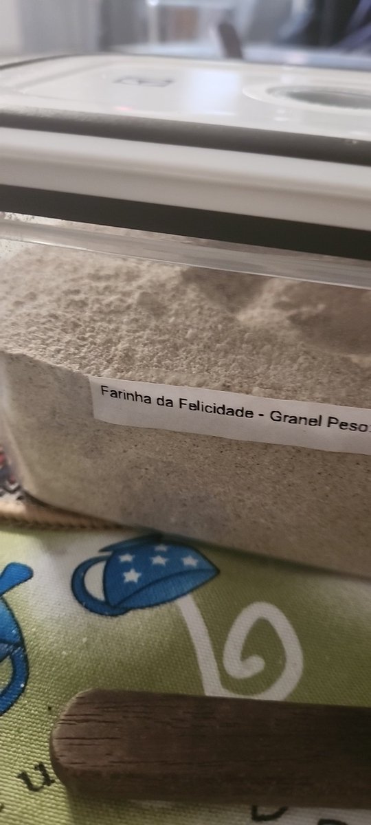 Povo aqui em casa tá comprando uns negócio esquisito