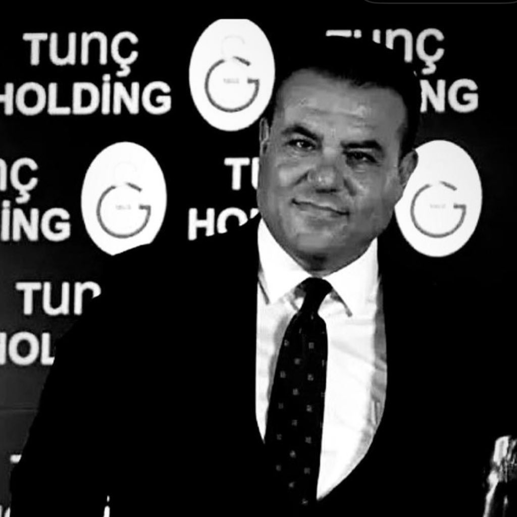 Dinçer Azaphan, kanseri yenen minik Barış'ın Rizespor maçında seremonide yer alacağını açıkladı.

📌 Barış'ın konaklama, ulaşım, loca ve organizasyonu Azaphan tarafından karşılandı.