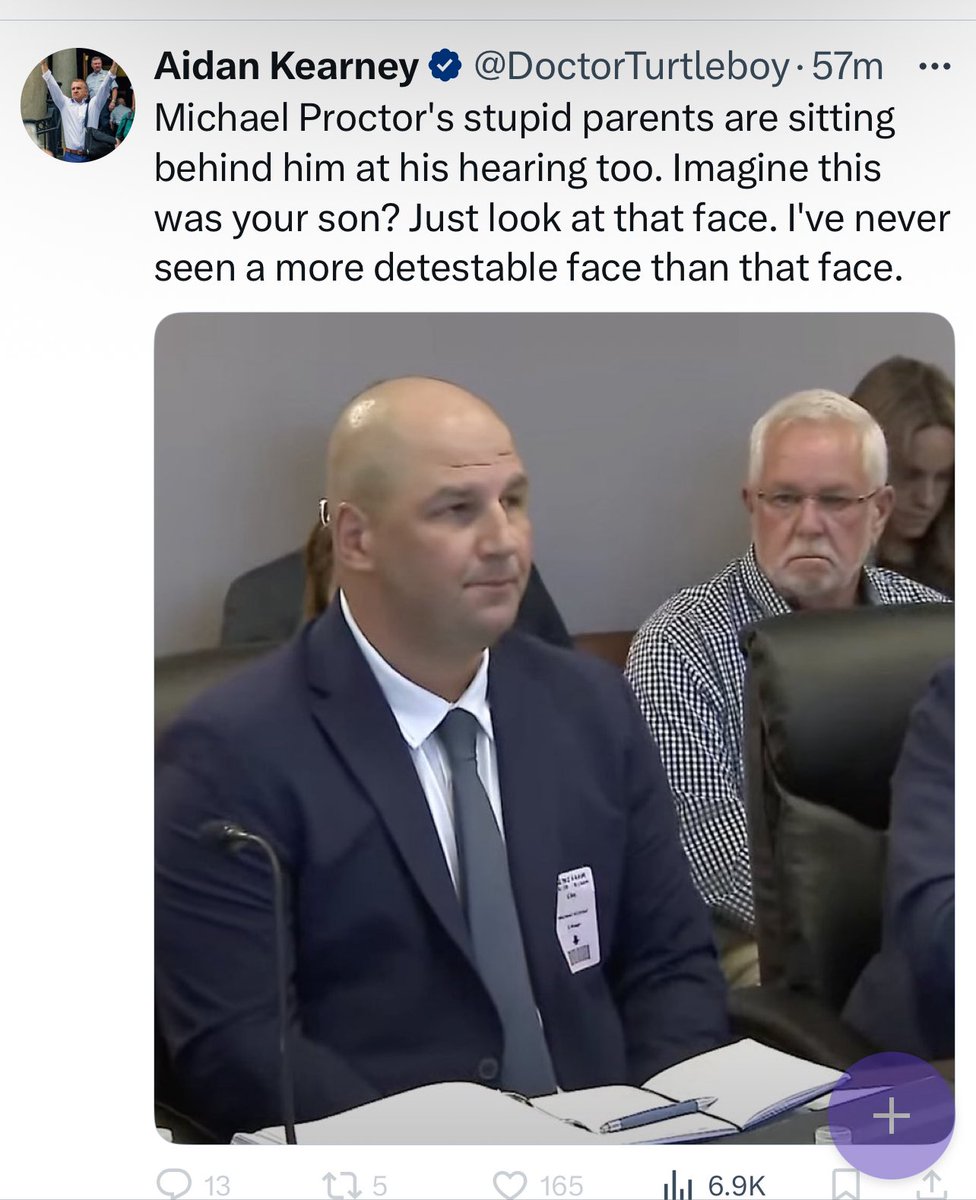 JulieCar94's tweet photo. Written by the man who is facing over 100 years in prison and who never has one single family member there to support him. Not a parent. Not a sibling and certainly not his wife who left him.
The jealousy that Michael Proctor's family loves and supports him and Kearney's doesn't is palpable.