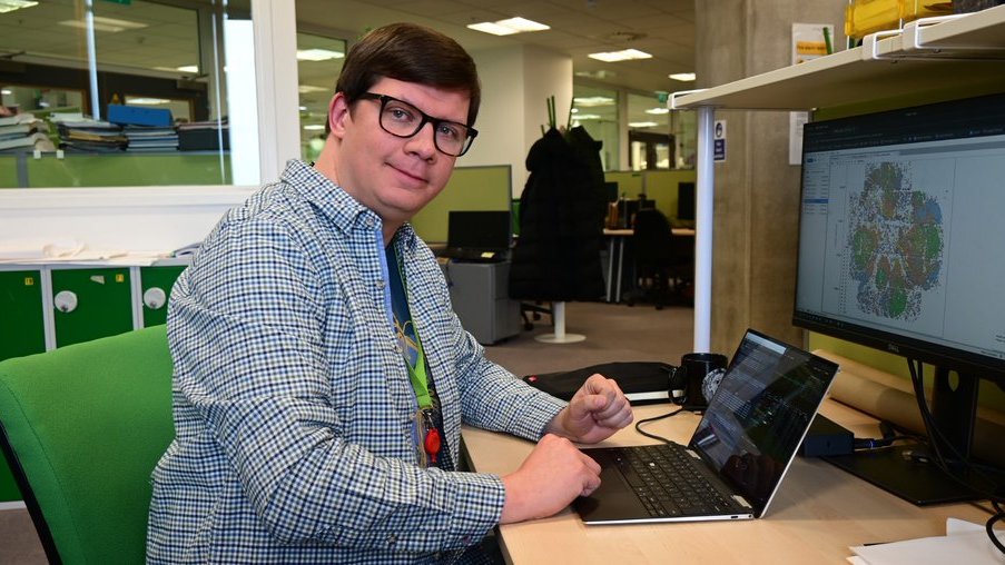 King’s jobs (@kingsjobs) on Twitter photo If you're passionate about advancing bioinformatics, supporting cutting-edge research, and shaping the next generation of scientists, we'd love to hear from you.
🧬Apply now: kcl.ac.uk/jobs/search?te…
#Bioinformatics #SpatialTranscriptomics #SpatialBiology <a href="/Hab_KCL/">Hab for Applied Bioinformatics</a> If you're passionate about advancing bioinformatics, supporting cutting-edge research, and shaping the next generation of scientists, we'd love to hear from you.
🧬Apply now: kcl.ac.uk/jobs/search?te…
#Bioinformatics #SpatialTranscriptomics #SpatialBiology <a href="/Hab_KCL/">Hab for Applied Bioinformatics</a>