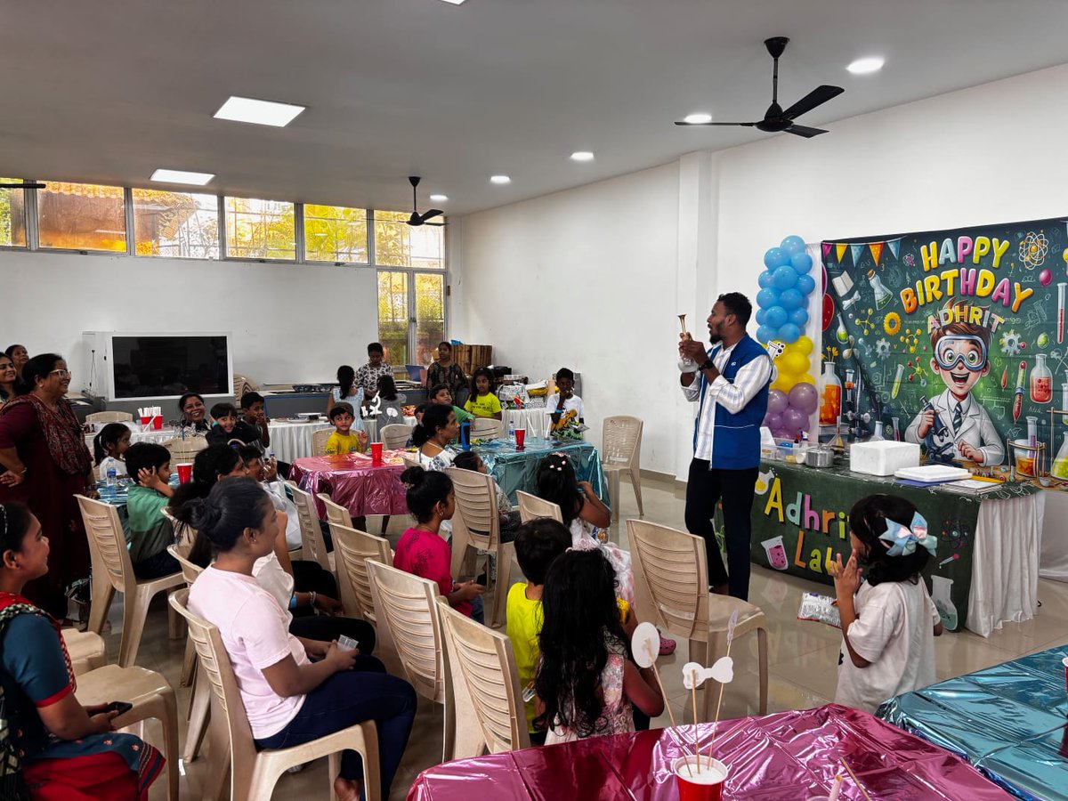 ncsmgoi's tweet image. At @GSCPGoa, a unit of @ncsmgoi, @MinOfCultureGoI, birthdays aren’t just about candles 🎂 but also about curiosity! 🌟

Glimpses of one such Sci-Birthday brought science, smiles, and surprises together. 🎉

#SciBirthday #ScienceCelebration #ScienceIsFun #BirthdayWithATwist