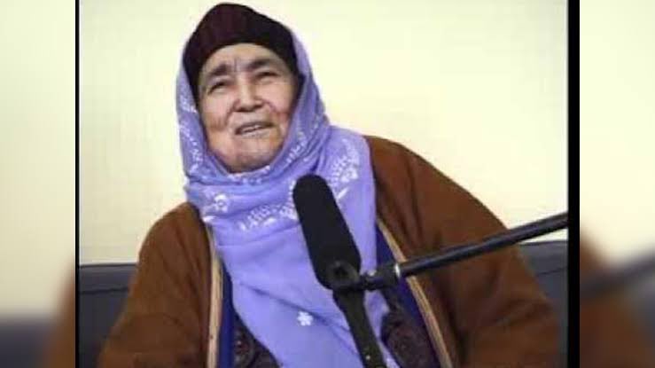 Ezidi halkının değerli isimlerinden Eda Mahdo’nun vefatını derin bir hüzünle öğrendik.
Ezidi halkına, ailesine ve tüm sevenlerine sabır diliyor, ruhunun Lalish’in ışığı gibi aydınlık ve güven içinde olmasını temenni ediyoruz.