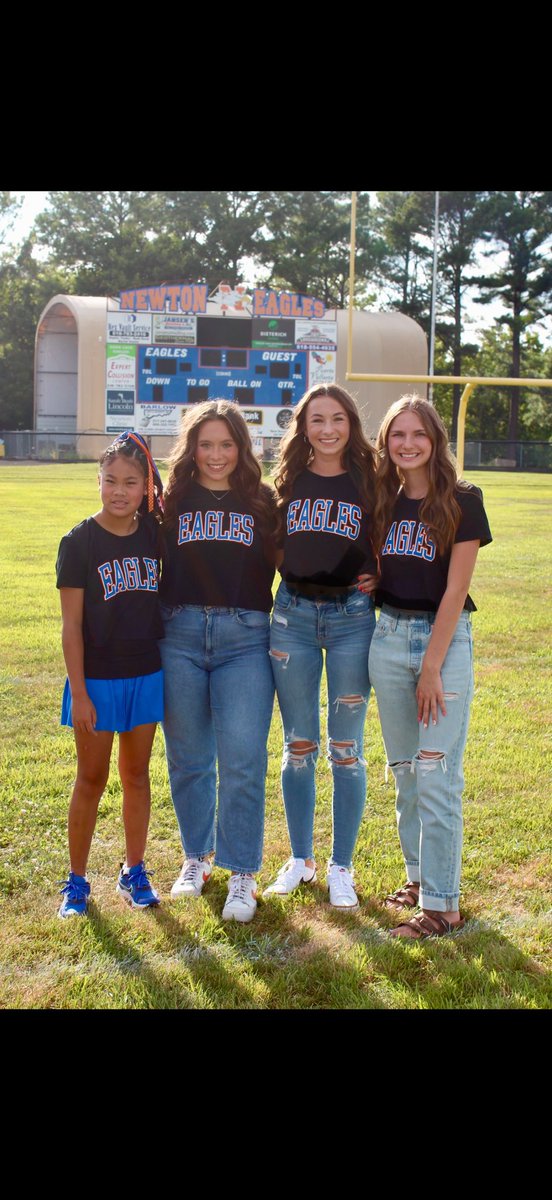 2025 Newton Eagles
Returning Lettermen
Coaching Staff
Managers
📷 credit Mindy Hartke/Jasper Co Daily News