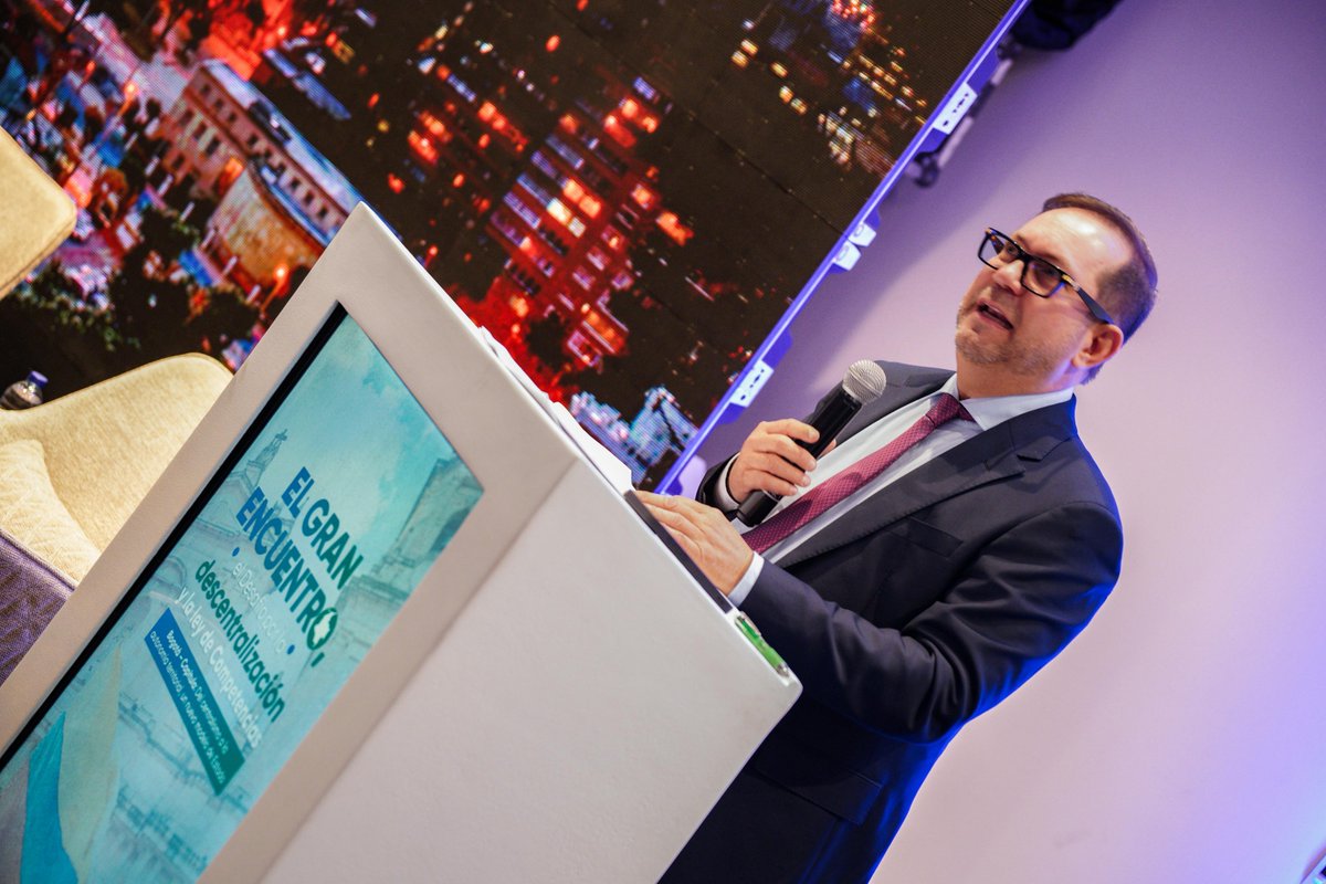 W Radio Colombia (@wradiocolombia) on Twitter photo 🏛️ Mandatarios territoriales, congresistas, académicos de talla internacional y líderes gremiales se reúnen a esta hora en la Universidad Externado de Colombia en El Gran Encuentro: El Desafío por la Descentralización para hablar sobre los esfuerzos que se adelantan actualmente, 🏛️ Mandatarios territoriales, congresistas, académicos de talla internacional y líderes gremiales se reúnen a esta hora en la Universidad Externado de Colombia en El Gran Encuentro: El Desafío por la Descentralización para hablar sobre los esfuerzos que se adelantan actualmente,