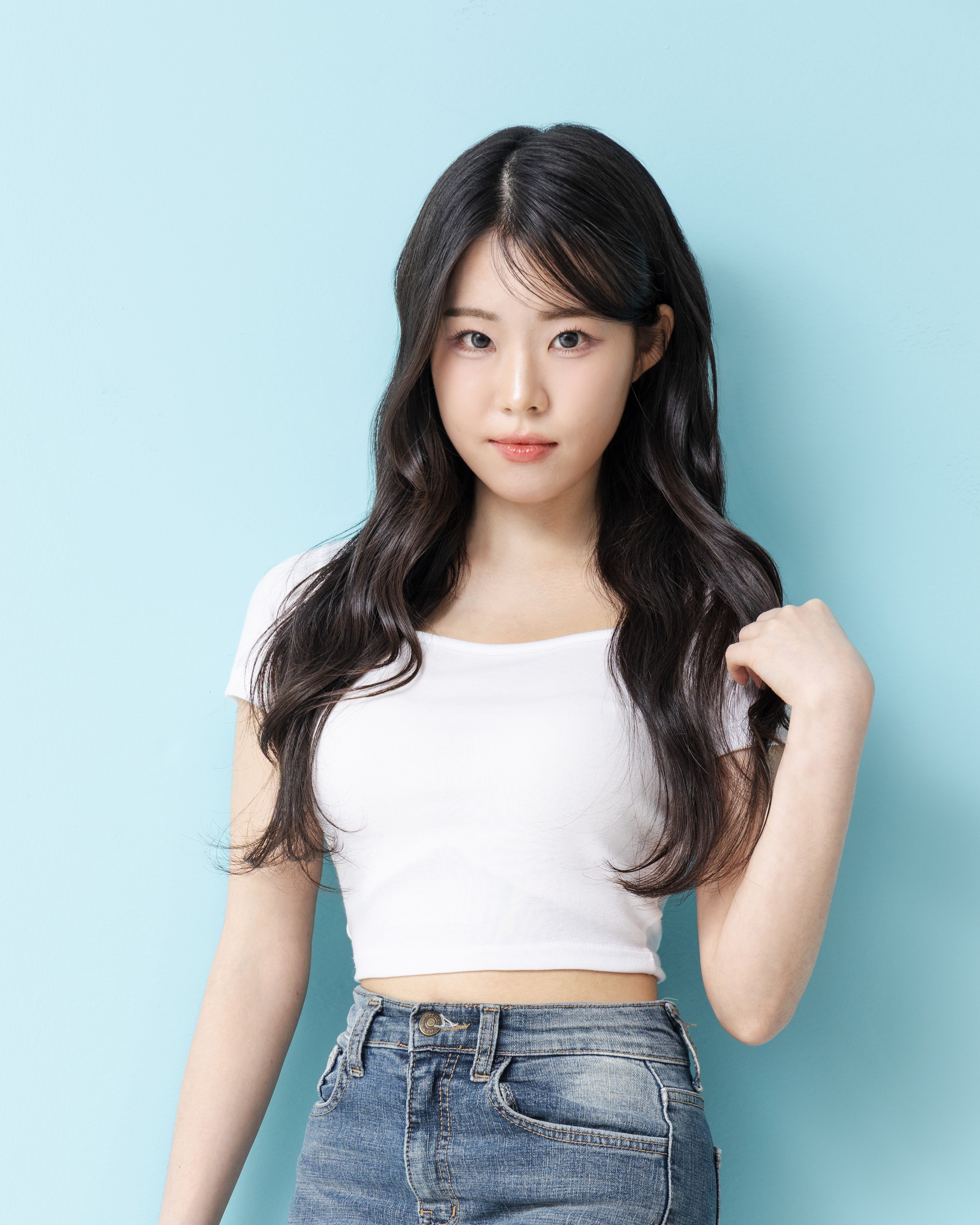 GzSiYZUaoAA6C5X?format=jpg&name=4096x4096