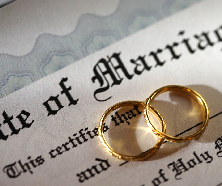 Important #marriage requirements #Texas couples will have to meet before tying the knot: bit.ly/4mkGXhT | #married #FamilyLaw #blog