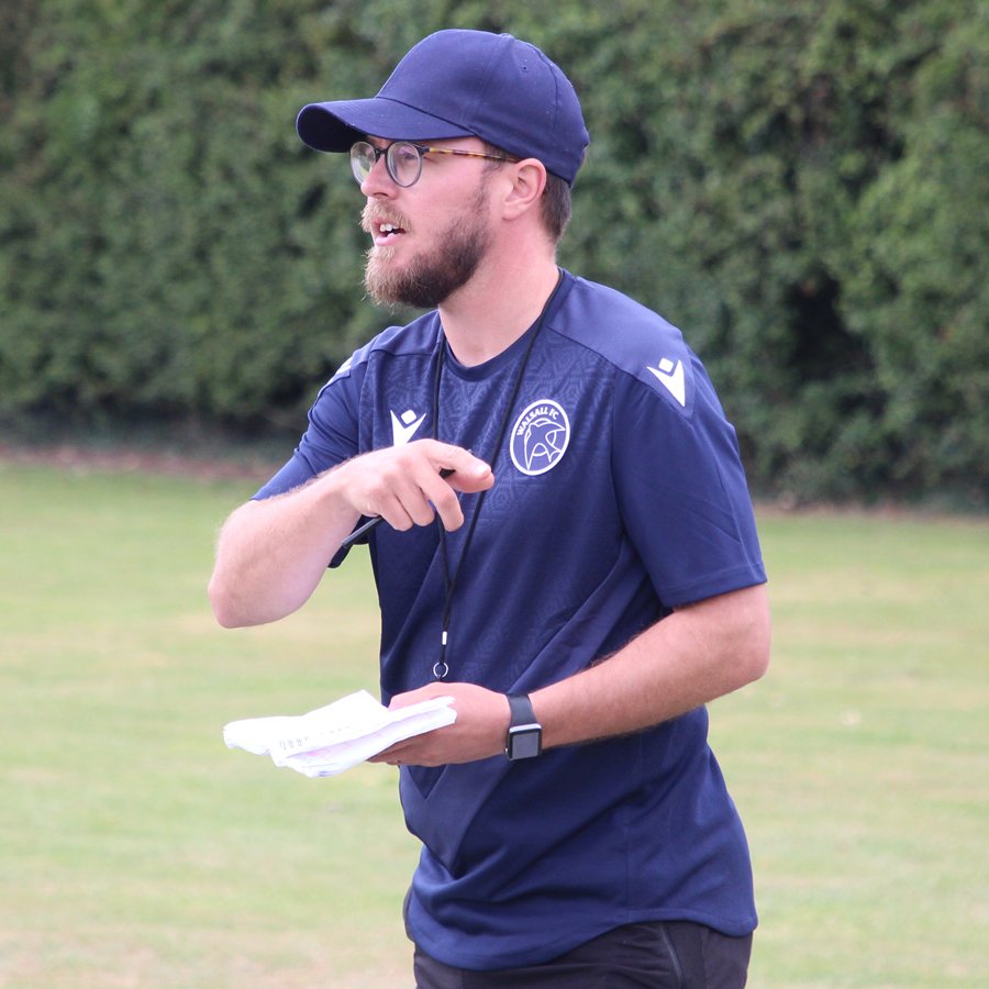 🗣️"𝗪𝗲’𝘃𝗲 𝘀𝗮𝗶𝗱 𝗳𝗼𝗿 𝗮 𝗹𝗼𝗻𝗴 𝘁𝗶𝗺𝗲 𝘁𝗵𝗮𝘁 𝘄𝗲 𝘁𝗵𝗶𝗻𝗸 𝘁𝗵𝗲 𝗴𝗿𝗼𝘂𝗽 𝗶𝘀 𝗰𝗮𝗽𝗮𝗯𝗹𝗲 𝗼𝗳 𝗮 𝗹𝗼𝘁 𝗮𝗻𝗱 𝘁𝗵𝗲𝘆 𝘀𝗵𝗼𝘄𝗲𝗱 𝗶𝘁 𝗼𝗻 𝗦𝗮𝘁𝘂𝗿𝗱𝗮𝘆"

Ryan Simmonds discussed Saturday's success over Lincoln City

📕👉 tinyurl.com/55zas5tx