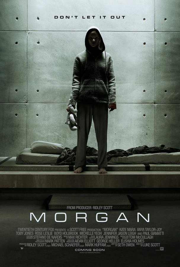 🤖 Os propongo 8 PELÍCULAS recientes que tratan el tema de la IA y sus peligros. Todas, desde perspectiva (cibernética) femenina. ABRO HILO ⬇️

MORGAN (2016):  La trama se centra en Lee Weathers, una consultora de gestión de riesgos enviada a una instalación remota para evaluar