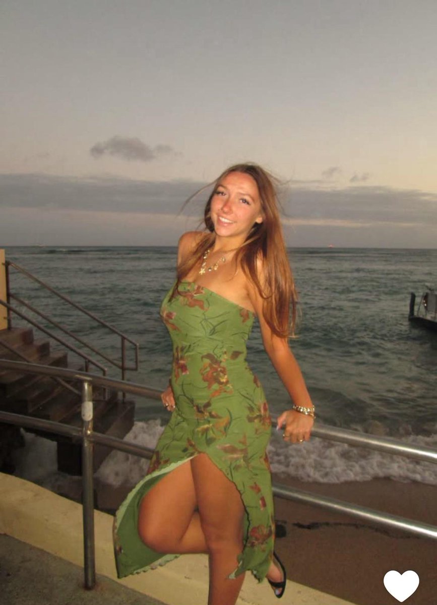 do you think I'm cute?

#LaCasaDeLosFamososMx #LoveIslandUSA #trumpputinsummit #bop #snowbunny #trump #MAGA #TruckDriver #truckergirl