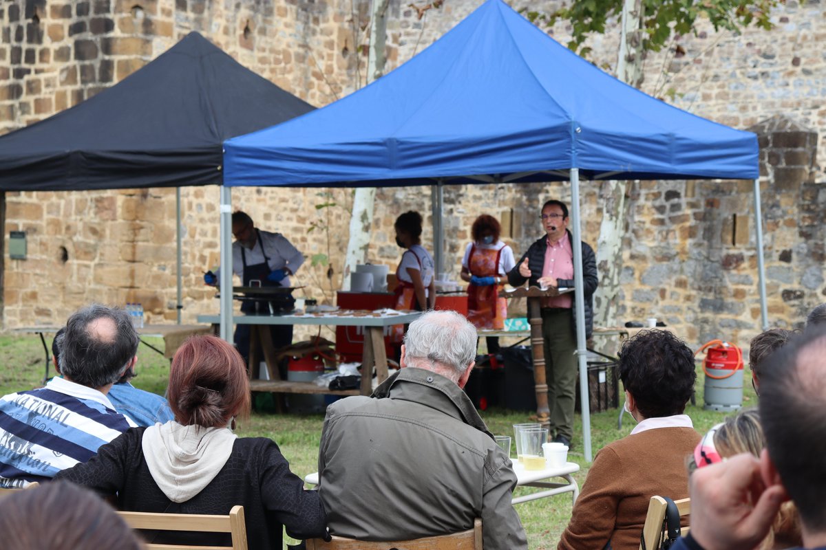 El Pobaleko Burdinola / Ferrería de El Pobal (@elpobal) on Twitter photo Loperen Dieta Muñatonesen🏰Egizu iraganera bidaia gastronomiaren bidez🍽️14/9, 12-14. Plaza mugatuak 5€📞Erreserbak 629271516
La Dieta de Lope en Muñatones🏰Un viaje al pasado a través de la comida🍽️14/9, 12-14h. Plazas limitadas 5€📞Reservas 629271516
<a href="/Bizkaia/">Bizkaiko Foru Aldundia/Diputación Foral de Bizkaia</a> <a href="/BizkaiaKultura/">BizkaiaKultura</a> Loperen Dieta Muñatonesen🏰Egizu iraganera bidaia gastronomiaren bidez🍽️14/9, 12-14. Plaza mugatuak 5€📞Erreserbak 629271516
La Dieta de Lope en Muñatones🏰Un viaje al pasado a través de la comida🍽️14/9, 12-14h. Plazas limitadas 5€📞Reservas 629271516
<a href="/Bizkaia/">Bizkaiko Foru Aldundia/Diputación Foral de Bizkaia</a> <a href="/BizkaiaKultura/">BizkaiaKultura</a>