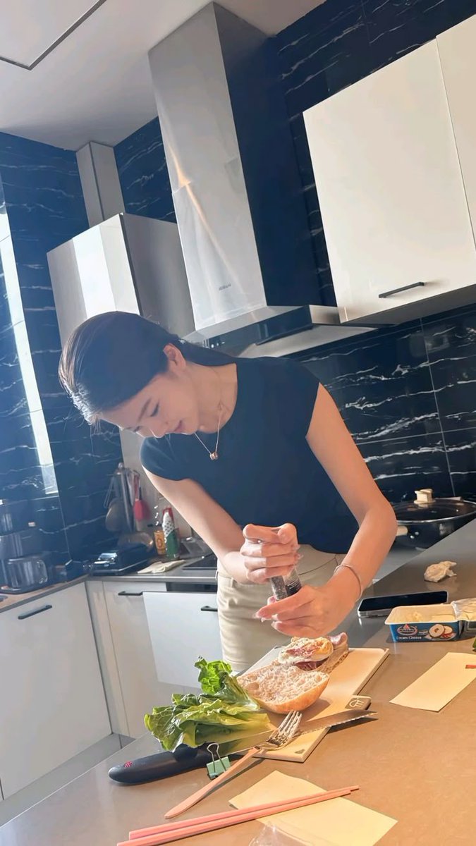 Thanks for breakfast my besties