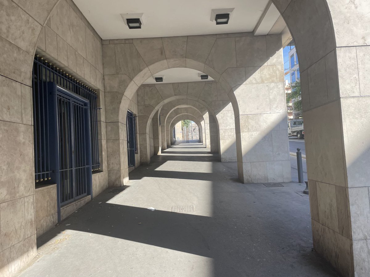 Sans verbalisation, pas de prise de conscience. Plus c’est sale, plus ça coûte… avec NOS impôts !
Ce n’est pas <a href="/MartineVassal/">Martine Vassal</a> qui jette au sol et qui salie. Il y a 1 mois #Marseille était propre. Sans sanctions, elle redevient sale.

La verbalisation c’est VOTRE compétence !!