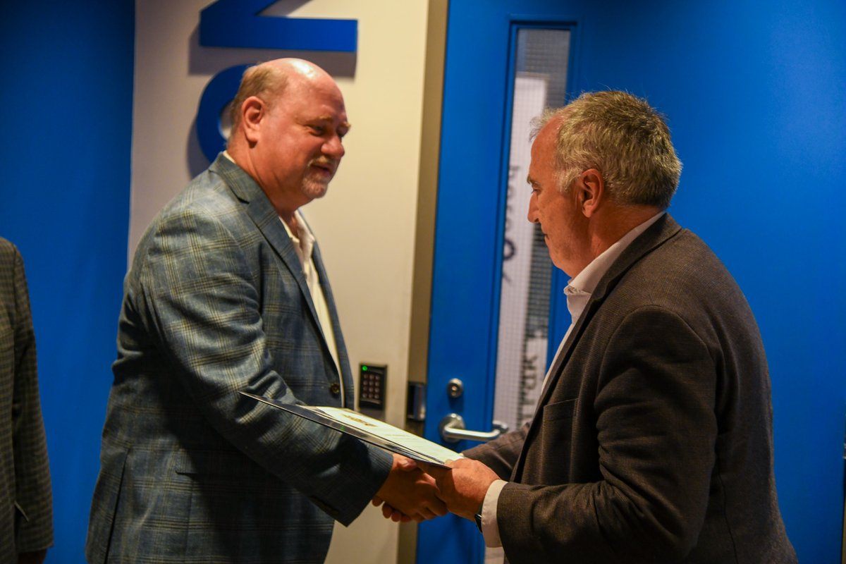 Neil Ellis tweet media