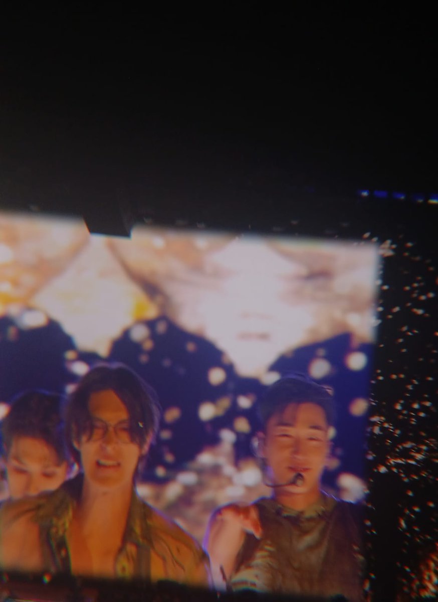 melona051667334's tweet photo. @ateez_mexico JKAJAJAJAJJA ESTA FOTO DE MINGI y san bien tierno atrás 

dame Grrr
Un que?
Un Grrr🤣 https://t.co/6Q7RVw6eIl
