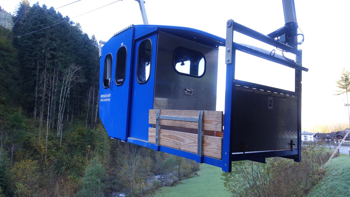 Eggenbergli - die Seilbahn mit 4 Zwischenstationen Talfahrt cablecar

Video -->
youtube.com/watch?v=CIk8ZH…

#seilbahn #cablecar #seilbahnen #cablecars #luftseilbahn #spiringen #eggenbergli #uri #schweiz #switzerland