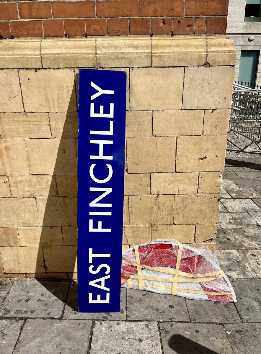 Pleased to report that I wasn’t arrested by the BT Police as I transported this (deceptively) heavy Underground sign on the Tube earlier.

Lacks its original bronze frame, so if anyone has one I am, indeed, over your barrel price-wise

#eastfinchley #ltroundel #railwayana