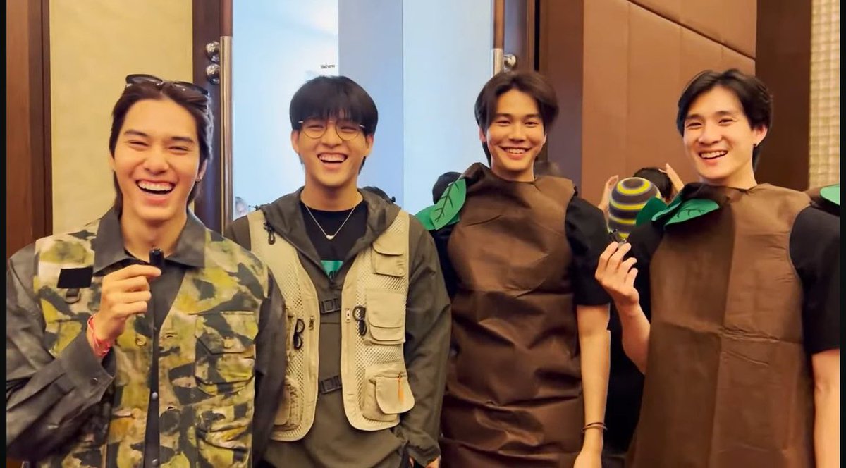 dazedken's tweet photo. thank you gmmtv...

#dewtee #skynani https://t.co/kgl6BRLNmV