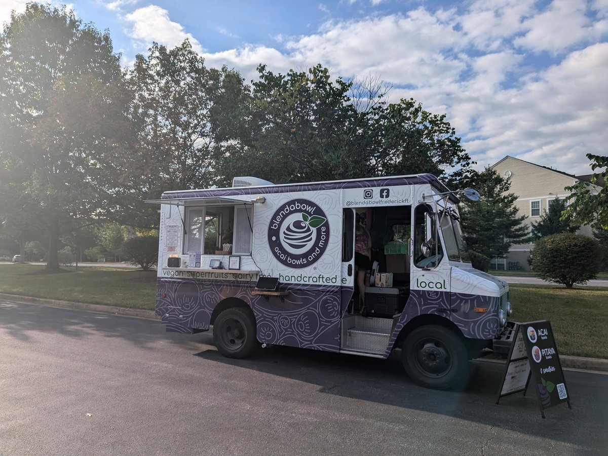 Thank you to everyone who came out to the Second Annual Wellnest x FITCI Health Hive event this past Saturday! We had a great time learning about all things health and wellness from all the awesome vendors who participated!

#FITCI #WellNest #HealthHive #HealthFair