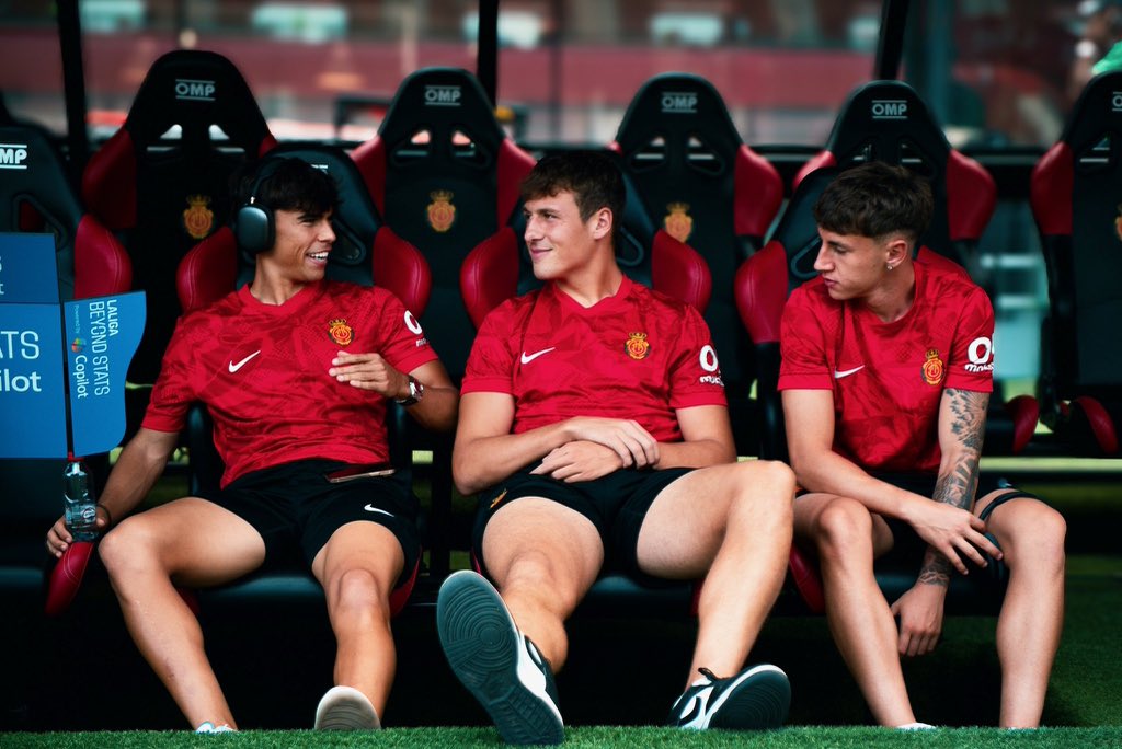 ❤️ Present and future 🖤

<a href="/RCDMallorcaBase/">RCD Mallorca Base</a>