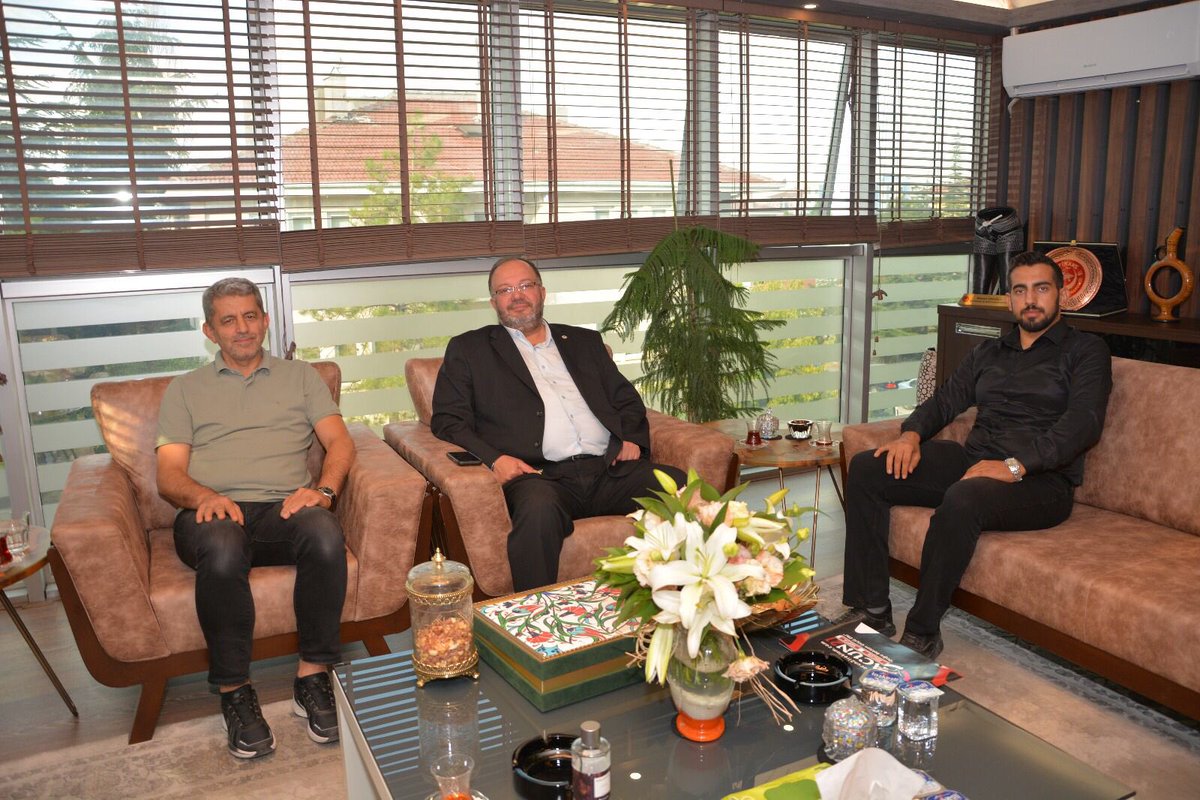 Genel Başkanımız Sn. Atıf Özbey ve Genel Başkan Yardımcımız Sn. Ali Fırat Acun, 

Öz Finans-İş Sendikası Genel Başkanı Sn. Ahmet Eroğlu’nu makamında ziyaret ettiler. Gerçekleşen ziyarette sendikal çalışmalar ve ülke gündemine ilişkin istişarelerde bulunuldu.