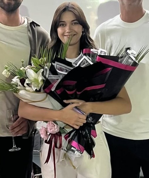 Anne-Kız blooming with flowers 🫠💚💐