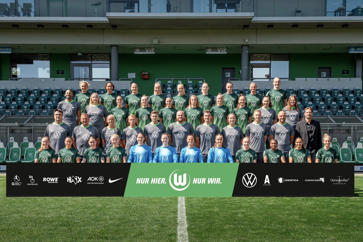 Nuestro equipo femenil para la temporada 2025/2026.
🐺📸

#VfLWolfsburg