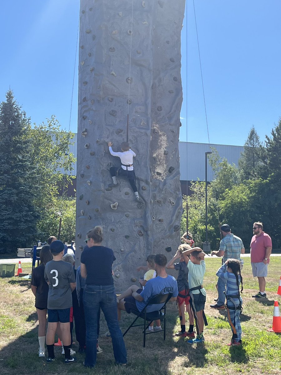 New Hampshire Avalanche tweet media