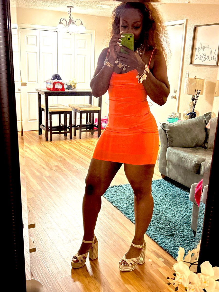 ExcuseMiBeauti tweet media