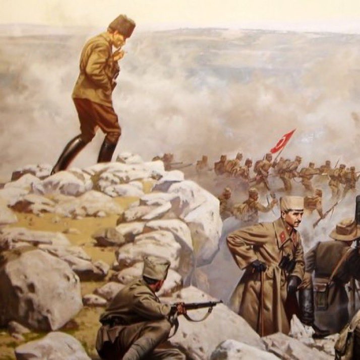 Fotoğraflardan Atatürk’ü silmek hiçbir işe yaramaz. Çünkü ben Türk’üm diyen birinin aklından ve yüreğinden asla silemezsiniz.

#BüyükTaarruz103yasında
#BaşKomtanMustafaKemalATATÜRK