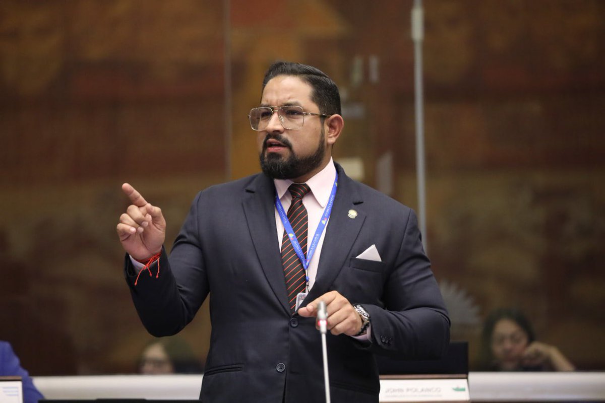Asamblea Nacional (@asambleaecuador) on Twitter photo El asambleísta nacional <a href="/abg_sergioec/">Sergio Peña Veloz</a> destaca que la #LeyTransparenciaSocial no busca afectar a organizaciones sociales, busca más control y transparencia para evitar que fundaciones sirvan de fachada para actividades ilícitas. El asambleísta nacional <a href="/abg_sergioec/">Sergio Peña Veloz</a> destaca que la #LeyTransparenciaSocial no busca afectar a organizaciones sociales, busca más control y transparencia para evitar que fundaciones sirvan de fachada para actividades ilícitas.