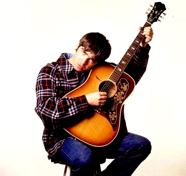 Noel Gallagher has only played certain Oasis songs once or just a few times
Some hidden gems worth listening to

A thread 👇