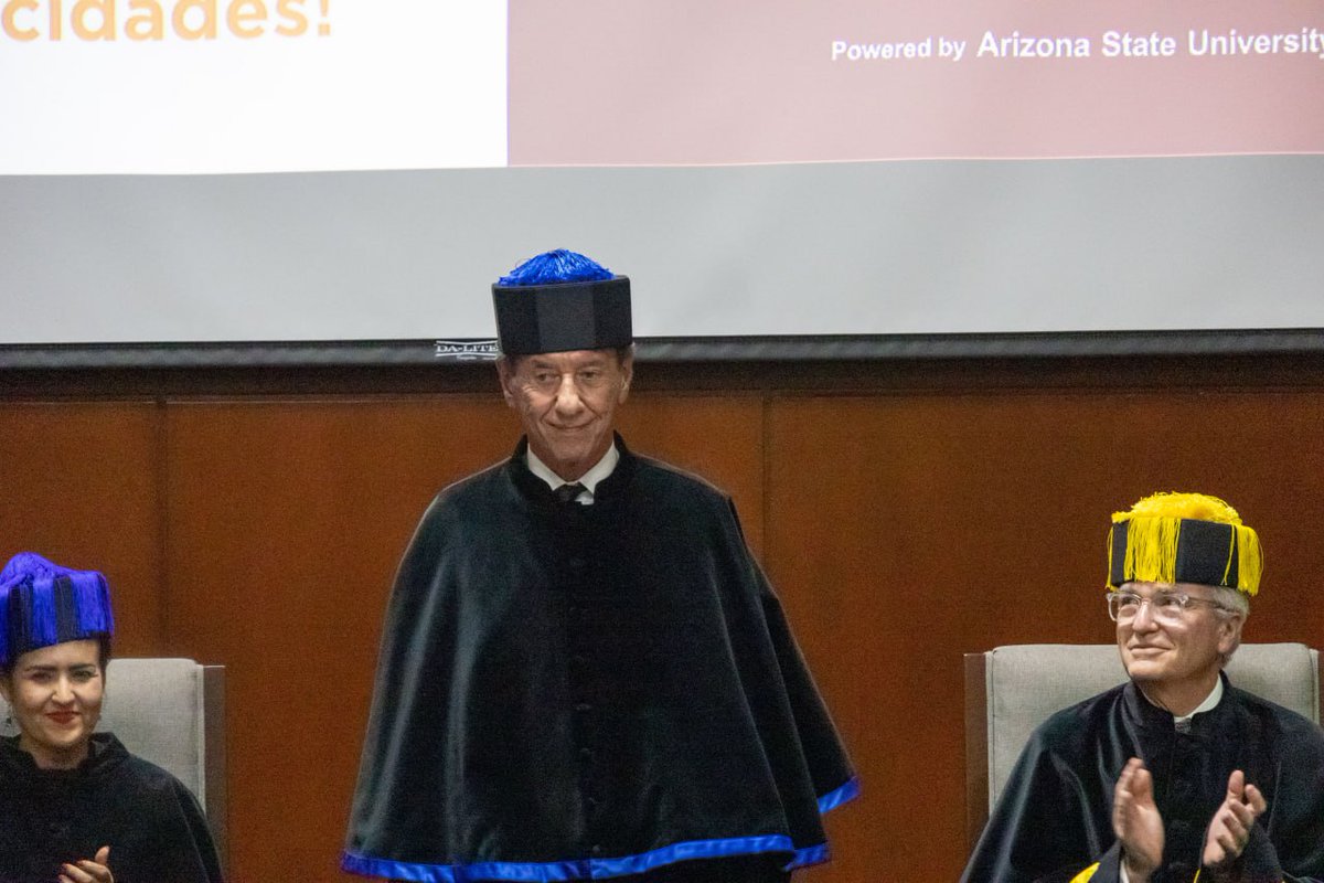 cicej_'s tweet photo. Nuestra Presidenta tuvo el honor de acompañar en su ceremonia de graduación a la generación 2025 de la Maestría en Hidráulica "Mtro. Carlos Aguirre Paczka" de la Universidad Autónoma de Guadalajara (@UAG_Oficial). https://t.co/RbERzObcPW