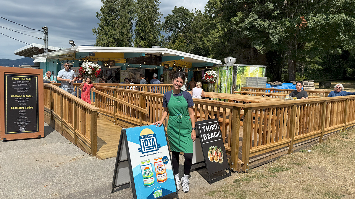 ParkBoard's tweet image. We're pleased to announce that we recently completed a brand new patio at our Third Beach Concession. Come by and check it out!