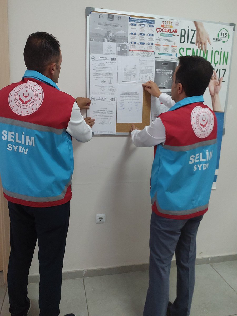 SYDV çalışanları, yıllardır sessizce omuzladıkları yükün artık karşılığını talep ederek greve gidiyor. Bu grev yalnızca ekmek mücadelesi değil; adalet, eşitlik ve emeğin onuru için verilen tarihi bir duruştur.<a href="/alemdareyup/">Eyüp Alemdar</a>
 <a href="/MahinurOzdemir/">Mahinur Özdemir Göktaş</a> #SYDVGreveGidiyor  <a href="/tcailesosyal/">T.C. Aile ve Sosyal Hizmetler Bakanlığı</a>