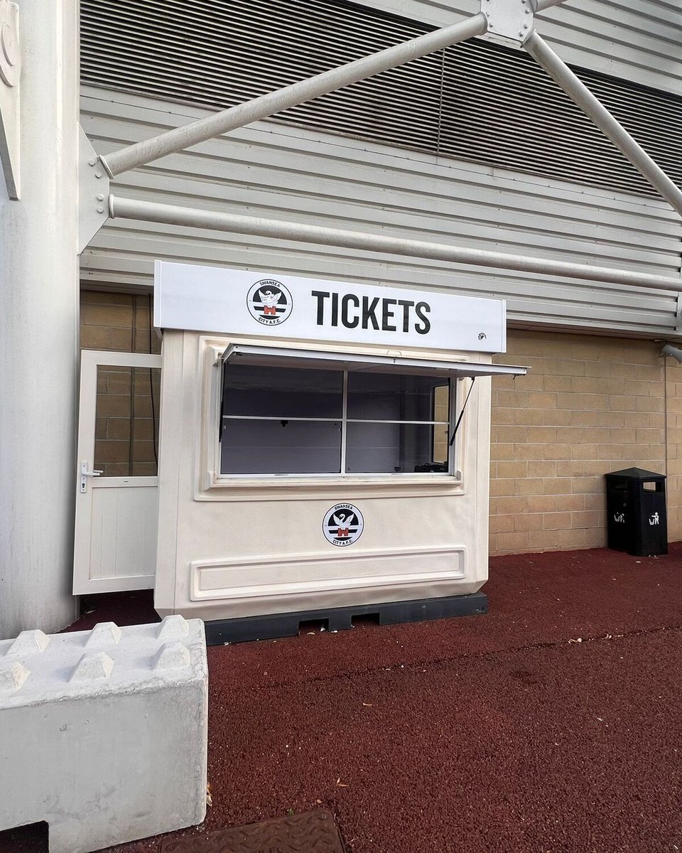 Collecting at Swansea tonight? 🎟️

Head to the Away Ticket Pod, outside of the Away End.

#pafc