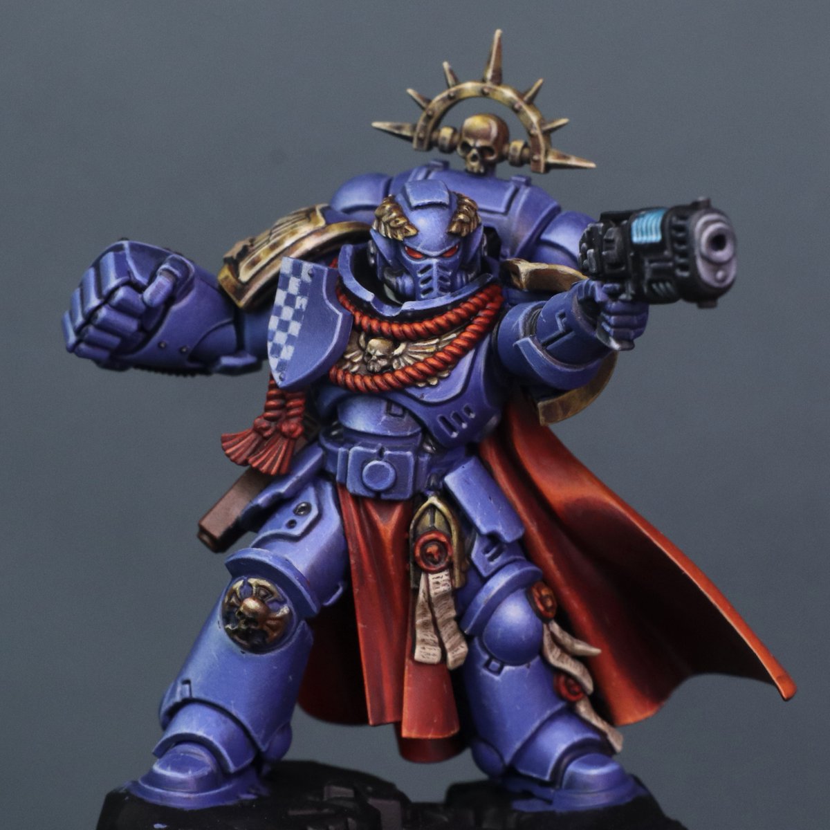 Ultramarine Primaris Captain! Hope you guys like him😁 This will be my class material and Patreon video series. Once the video is done I will post it soon! #Warmongers #WarhammerCommunity