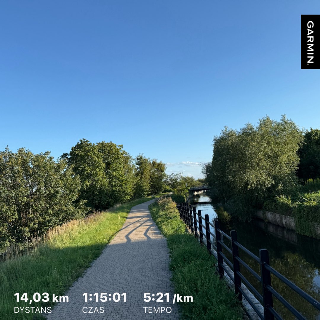 Skotnicki_it's tweet image. Sprawiłem sobie prezent - nowy zegarek!
Przesiadka z Fenix 6 na 8! :) różnica ogromna!
Pierwsze wrażenia bardzo pozytywne :)
W końcu tempo chwilowe porządnie pokazuje!

#GarminFenix8 #GUR