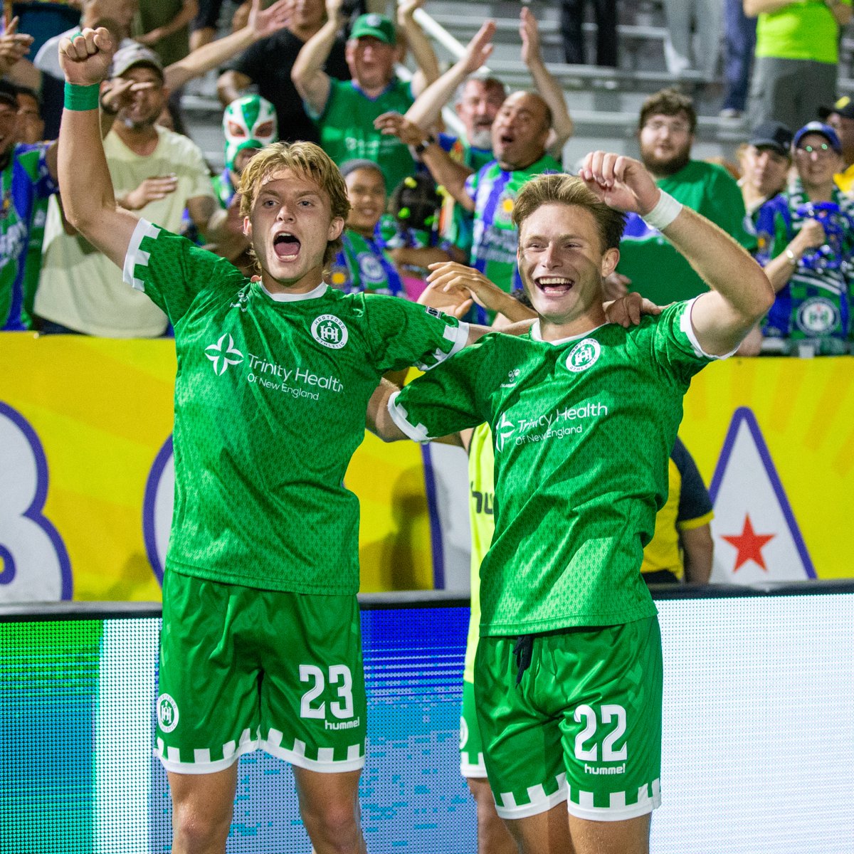 Brotherly love 😁 💪