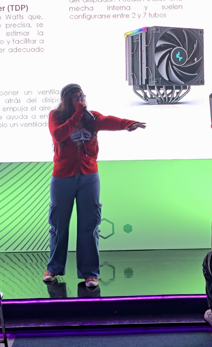 Danna Daniela Tech tweet media