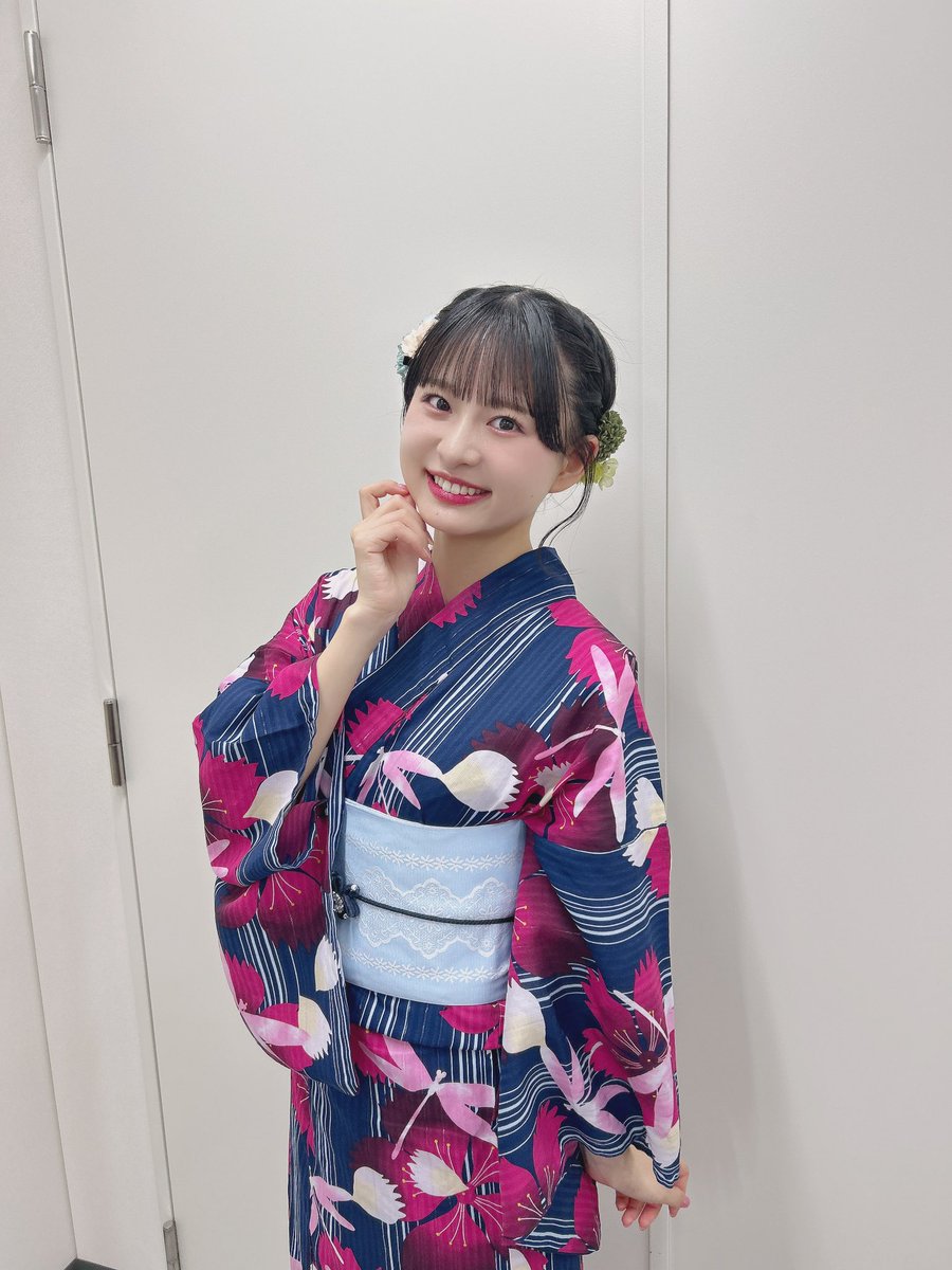おはようございます☀️

今日は12:30~配信します！

お昼配信です〜☀️☀️☀️