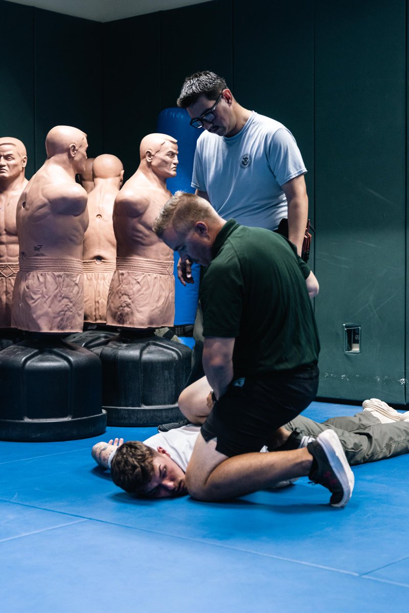 Class 1287 Arrest Techniques

#Borderpatrol #BPAcademy #HonorFirst #Training