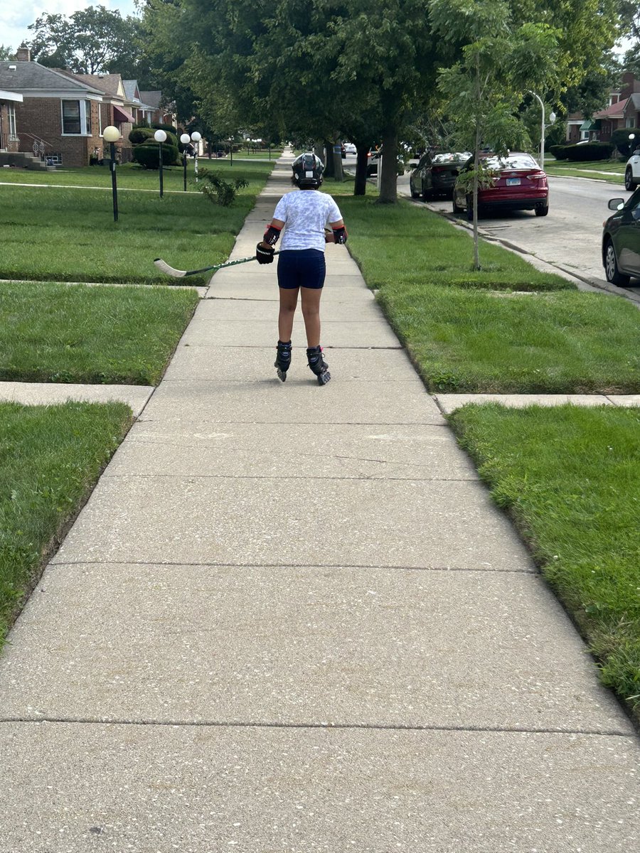 Evan F. Moore tweet media