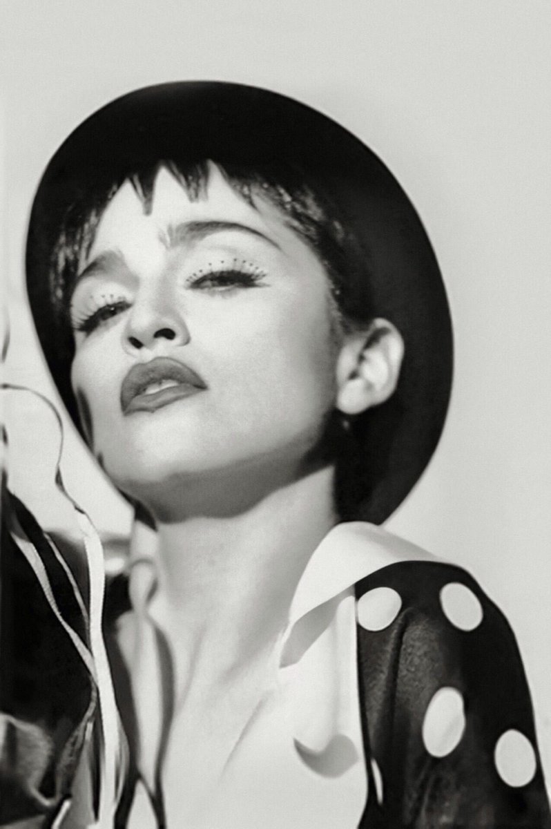 🇦🇺 | Madonna's "The Immaculate Collection" is now certified 14x PLATINUM in Australia for 980,000 units sold.